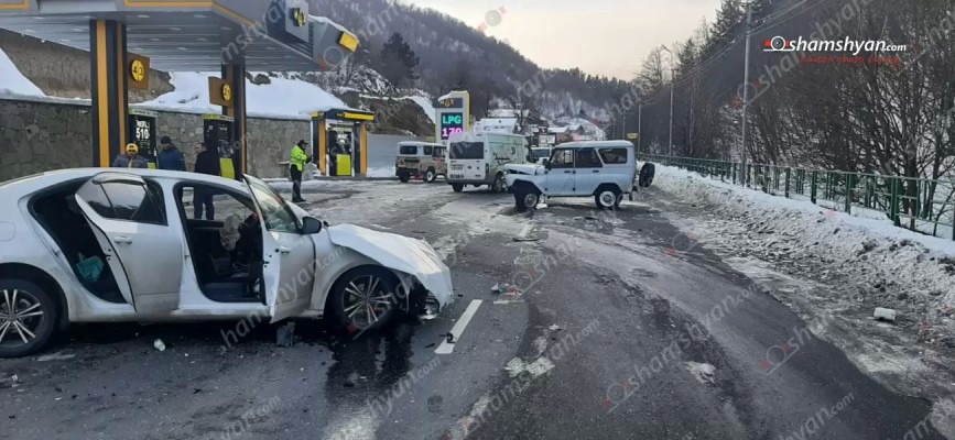 Դիլիջանում բախվել են «Skoda»-ն ու «ՈՒԱԶ»-ը. կան վիրավորներ. shamshyan.com