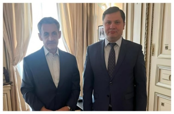 Ֆրանսիայում ՀՀ դեսպանը հանդիպում է ունեցել Նիկոլա Սարկոզիի հետ