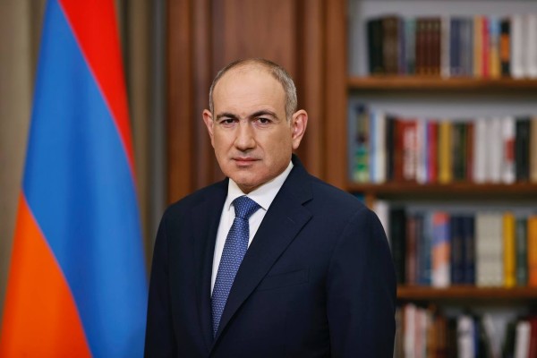 Մենք ինչ–որ բան չգիտենք․ Փաշինյանի շնորհավորական ուղերձը աշխատավորներին