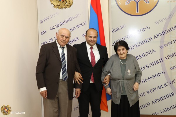 Նարեկ Մկրտչյանը հյուրընկալել է աշխատանքի վետերանների