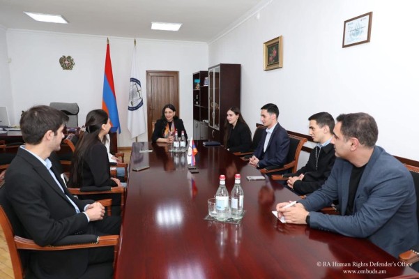 Անահիտ Մանասյանն ընդունել է Մարդու իրավունքների Ձմեռային դպրոցի 1-ին շրջանավարտներին
