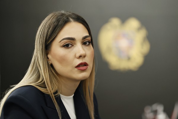 Նոր Սահմանադրության տեքստը մշակման փուլում է. ես միշտ նշում եմ, որ տեքստը 10 ամսվա ընթացքում պատրաստ կինի. Գալյան