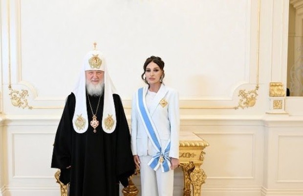 Քրիստոնեական արժեքների ոչնչացումն ու պղծումը դատապարտելու փոխարեն՝ Սուրբ Օլգայի շքանշան