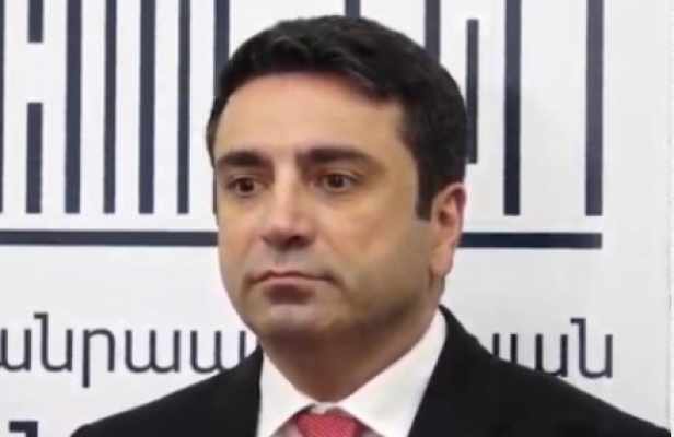 Նոր Նորքի թաղապետը չպետք է պաշտոնավարի, բայց այդ որոշմանը պետք է գա «Հանրապետություն» կուսակցությունը. Ալեն Սիմոնյան