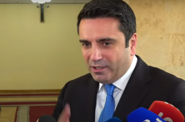 Պատերազմը գցեցին մեր ջեբը, գիտեինք, թե ռուսին զանգենք՝ կօգնի. Ալեն Սիմոնյան