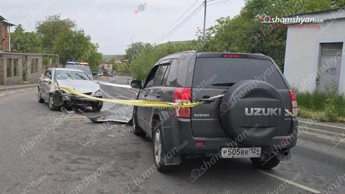 Գառնի գյուղում ճակատ ճակատի բախվել են «Suzuki»-ն ու «Opel»-ը. ընտանիքի 3 անդամներ հոսպիտալացվել են. shamshyan.com