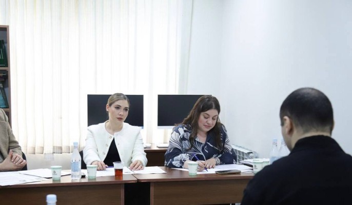 Արդարադատության նախարարը հանդիպել է 15 ցմահ դատապարտյալների հետ