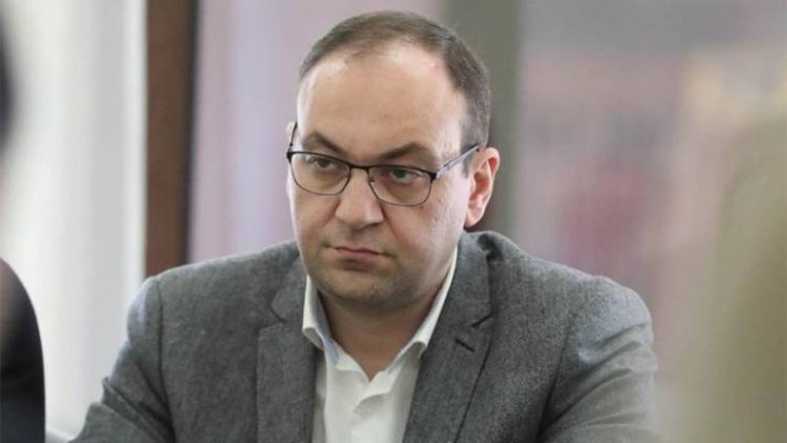 Երբ հարցը վերաբերում է բժիշկ-ծանոթին, գործարկվում է իրավական նրբանկատության ռեժիմը․ Արսեն Բաբայան