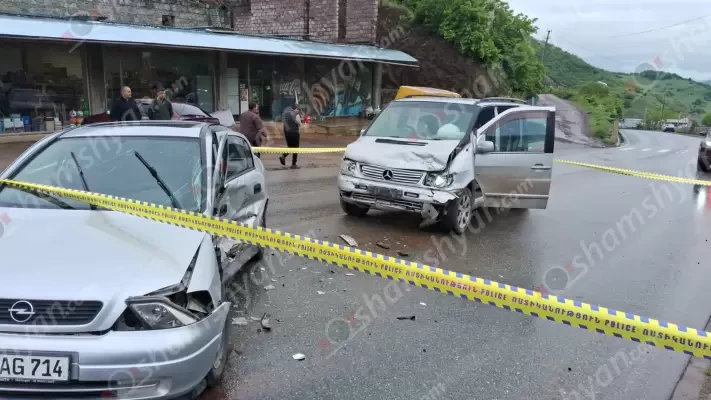 Տավուշի մարզում բախվել են «Mercedes Vito»-ն և «Opel Astra»-ն․ կա վիրավոր․ shamshyan.com