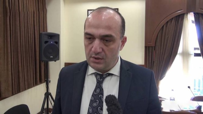 Հայր ու որդի՝ մեղադրյալ․ Հրապարակ