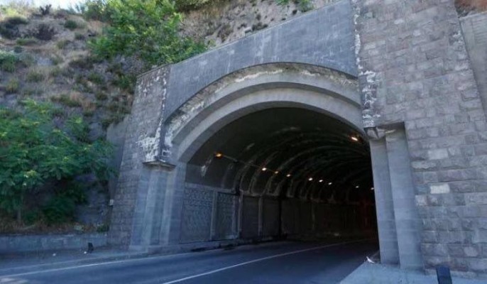Պուշկինի թունելը հոսանքազրկվել է. վարորդներին հորդորում են զգոն լինել