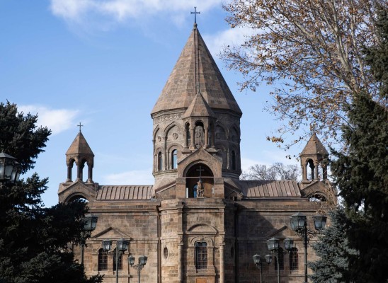 Կարգալույծ է հռչակվել Տ. Զավեն վարդապետ Յազիչյանը