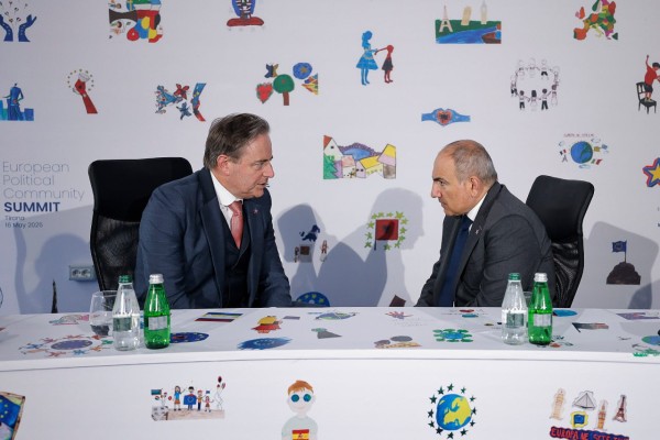 Փաշինյանն ու Բելգիայի վարչապետը քննարկել են «Հայաստան-Ադրբեջան խաղաղության գործընթացը»