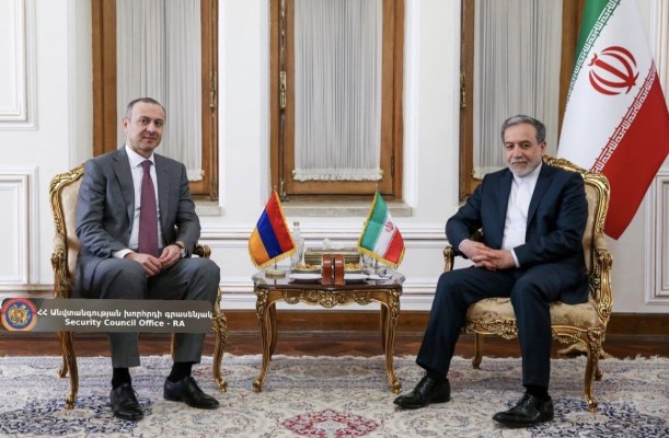 Արաղչին ընդգծել է Իրանի աջակցությունը ՀՀ տարածքային ամբողջականությանն ու ինքնիշխանությանը
