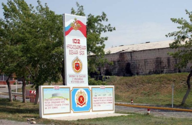 Խաղաղության պայմանագրի ստորագրումից հետո ռուսական 102-րդ ռազմաբազան պետք է հանվի ՀՀ-ից․ Հրապարակ