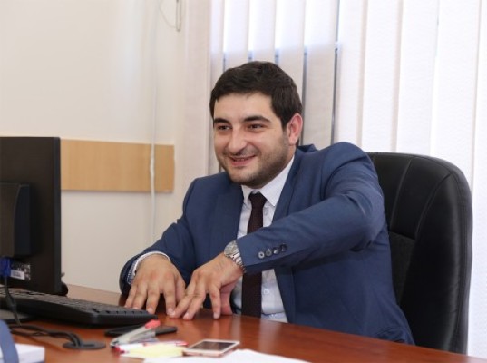 Փաշինյանի եղբորորդին նոր բիզնես է սկսել Ուկրաինայում և անշարժ գույք ձեռք բերել․ «Հետք»