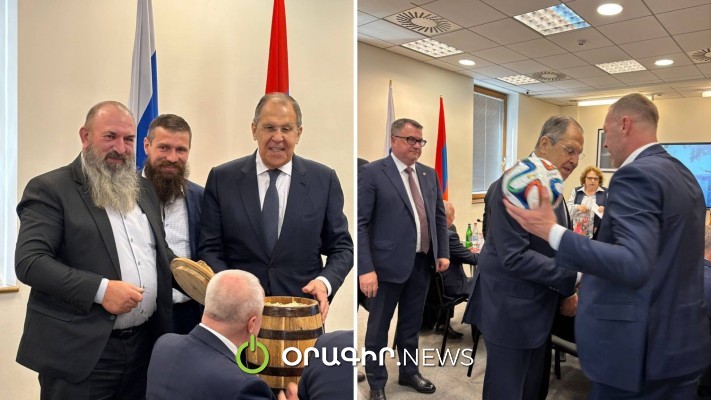 Ինքնատիպ նվերներ Հայաստանից. ինչ են նվիրել Լավրովին