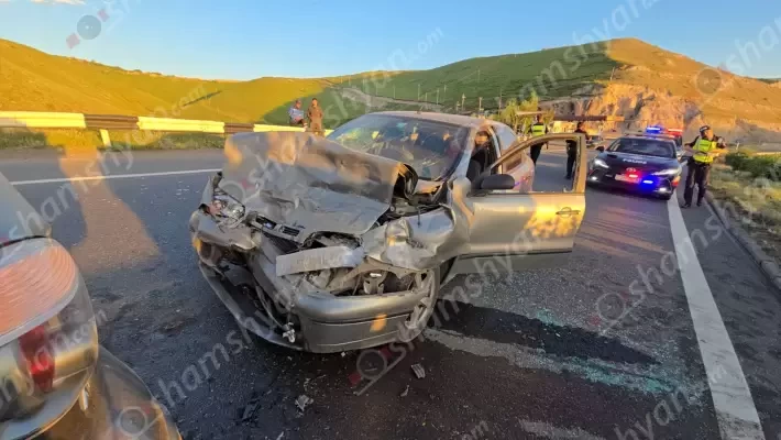 «Չայնիի» ոլորաններում բախվել են Mercedes-ը, Mitsubishi-ին և Fiat-ը․ կան վիրավորներ․ shamshyan.com