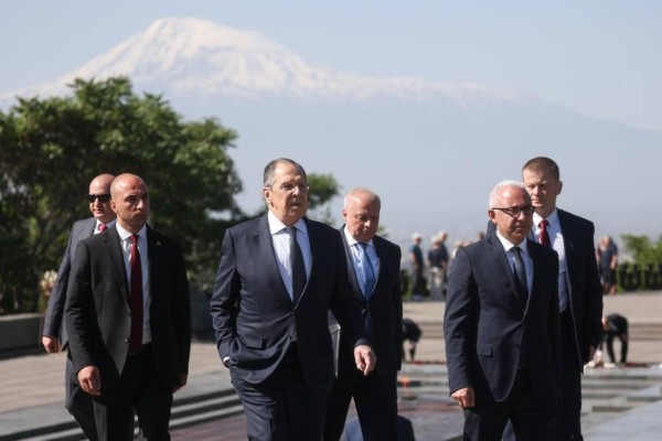 Ցեղասպանության հուշահամալիր այցը հանվել է այցի օրակարգից․ Հրապարակ
