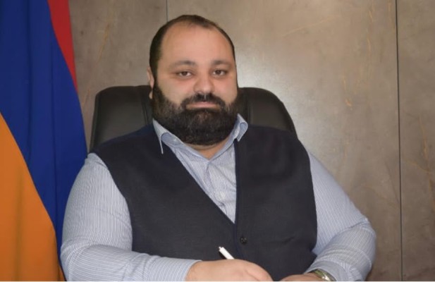 Ցեմենտի տուրքերի տակ թաքնված շահեր. արդյո՞ք փոխնախարարն  անկողմնակալ է