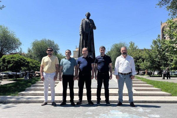Կոչ ենք անում ՀՀ բոլոր քաղաքացիներին հանդես գալ ՀՀ սահմանադրական կարգի և եկեղեցու պաշտպանությամբ