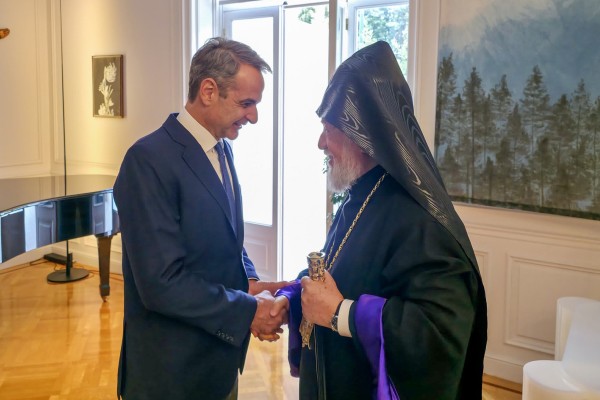 Դենդիասի հետ հանդիպմանն Արամ Ա–ն ողջունել է Հունաստանի աջակցությունը Հայաստանին