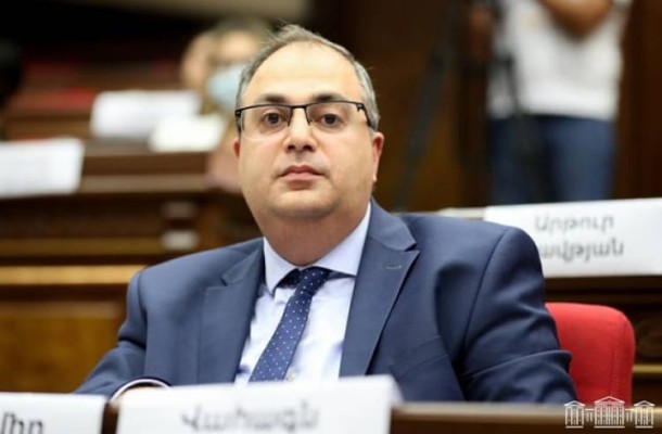 ՔՊ-ականները բյուջեի հաշվին շարունակում են իրենց գործուղումները ՀՀ-ում․ Հրապարակ