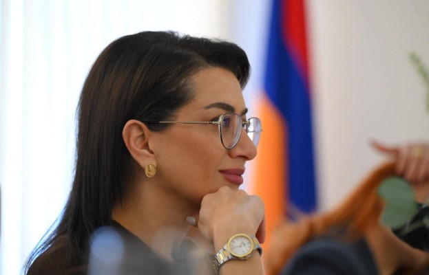 Մեր միակ տունը վաճառել ենք և վարկով տուն գնել, ինչպես տասնյակ հազարավոր ՀՀ քաղաքացիներ. Աննա Հակոբյան