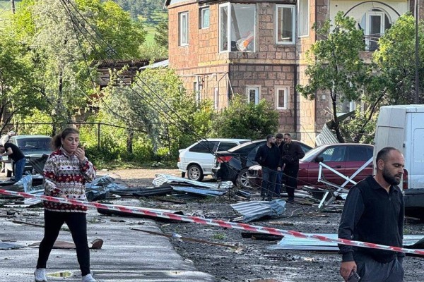 Ապարանում ավերածություններն ահռելի են