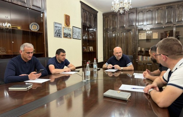 Արթիկի 10 բնակավայրեր հոսանքազրկված են․ Շիրակի մարզպետն արտակարգ խորհրդակցություն է անցկացրել