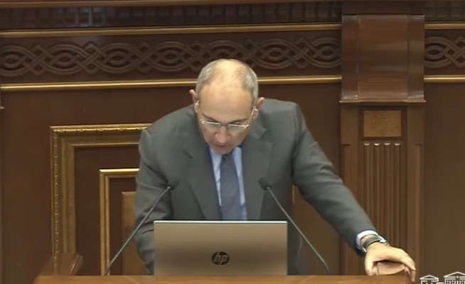 Լուսավորիչը դա չի թաքցրել․ Փաշինյանը քննարկում է Գրիգոր Լուսավորչի՝ կաթողիկոսության հարցը