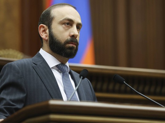 ՌԴ պատգամավորների կողմից հնչել են անընդունելի, խեղաթյուրված կոչեր, դա միջամտություն է ՀՀ ներքին գործերին. Միրզոյանը՝ Կարապետյանի վերաբերյալ ՌԴ արձագանքների մասին