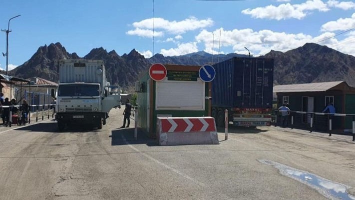 Կապանում Իրանի հյուպատոսն անդրադարձել է հայ-իրանական սահմանին բեռնատարների կուտակման պատճառներին