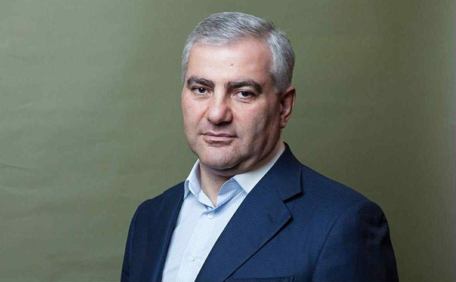 Ապօրինի կալանքով, շինծու մեղադրանքով ինձ չեն կարող ճնշել, միշտ լինելու եմ եկեղեցու կողքին. Սամվել Կարապետյանի ուղերձը
