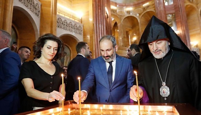 Կտրիճ Ներսիսյանն ու Սամվել Խաչատրյանը գերակայություն չեն կարող ունենալ ամուսնացյալ քահանաների նկատմամբ․ Փաշինյան