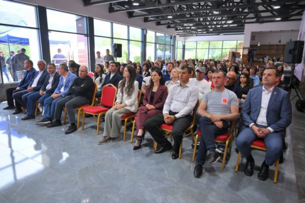 Փաշինյանին մերժողը մասնակցել է «Կրթվելը նորաձև է» միջոցառմանը, ապա ծեծի ենթարկել քպականի զավակներին. Փաստ