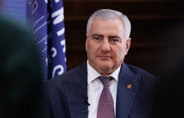 Ենթադրաբար հարևան երկրի նախագահի պահանջով կալանավորվեցի հայ դատավորի կողմից. Սամվել Կարապետյան