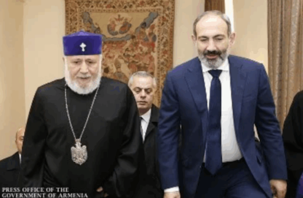 Եթե ինքնակամ չհեռանա, Սուրբ Եկեղեցու հավատավոր հոտը նրան կհեռացնի․ Փաշինյան