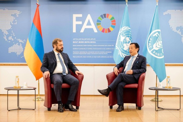 Գևորգ Պապոյանը հանդիպել է ՄԱԿ-ի Պարենի և գյուղատնտեսության կազմակերպության գլխավոր տնօրենի հետ