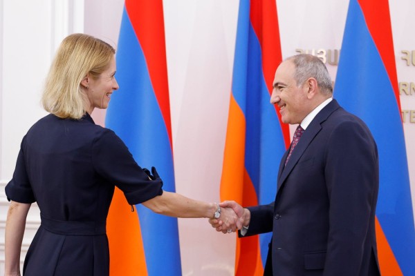 Բրյուսելում արձանագրում են, որ ՀՀ-Ադրբեջան բանակցություններում դրական առաջընթաց կա. Կալասը՝ Փաշինյանին