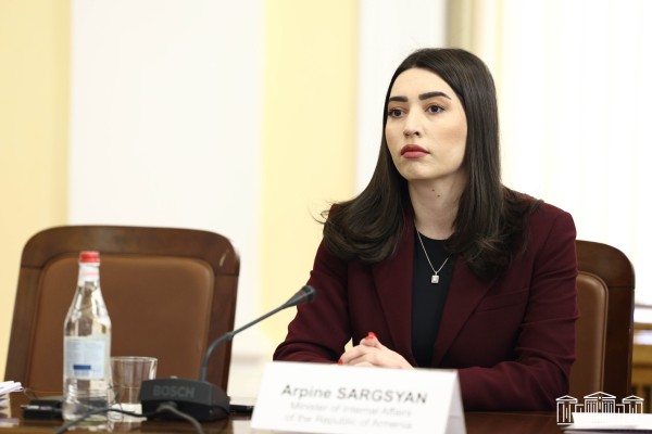 ՆԳ նախարարը կրթության որակի հսկողության վերաբերյալ հանձնարարականներ է տվել