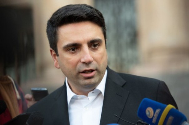 Լևոն Քոչարյանը լուրջ չի. Ալեն Սիմոնյան