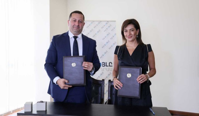 Կրթելու են նաև ԵՊՀ-ում. Աննա Հակոբյանը ռեկտորի հետ հուշագիր է ստորագրել