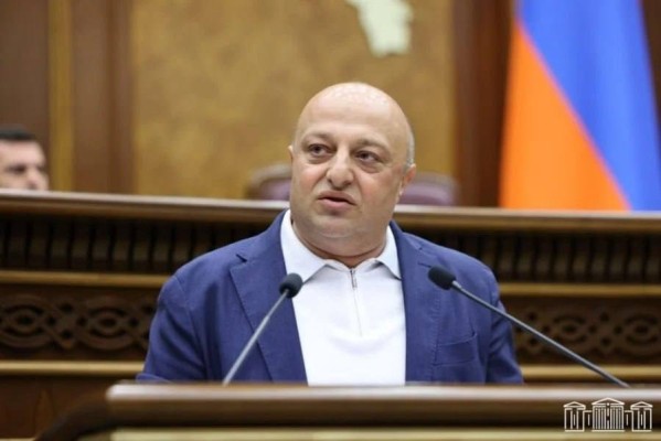 ԱԺ-ն հավանություն տվեց Արթուր Սարգսյանին ազատությունից զրկելու՝ Գլխավոր դատախազի միջնորդագրին