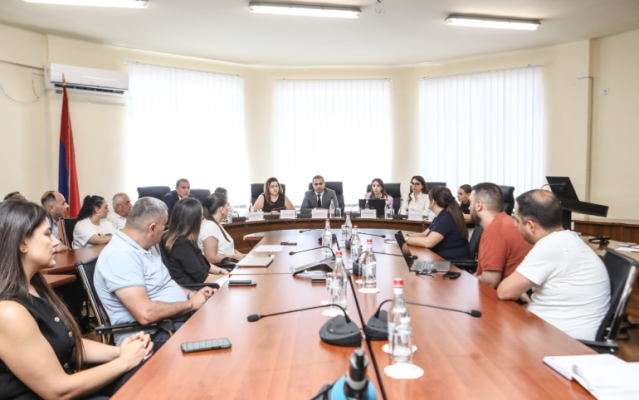 Օգոստոսի 1-ից ապրանքի գնի ներկայացման նոր կանոններ կգործեն. հանդիպում տնտեսվարողների հետ