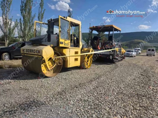 Հրազդանում ասֆալտապատման աշխատանքներ կատարելիս աշխատակիցը մնացել է ասֆալտ փռող մեքենայի և ասֆալտի կատոկի արանքում. shamshyan.com