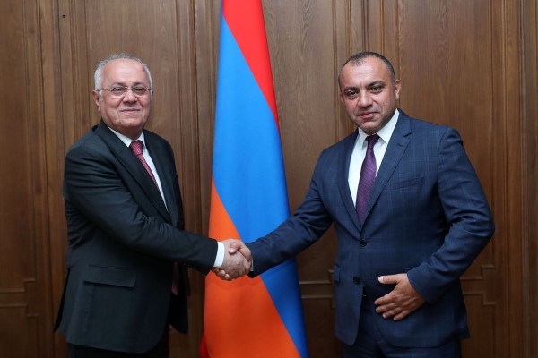 ՍԴ նախագահն ընդունել է Իրաքի դեսպանության գործերի ժամանակավոր հավատարմատարին