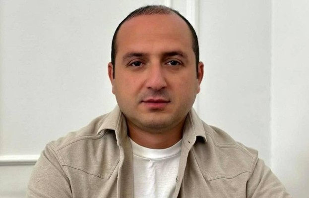 Վարչական շրջանում լույսերը անջատված են, փոսերը՝ մարդաբոյ, ու կանգառները բացակայում են