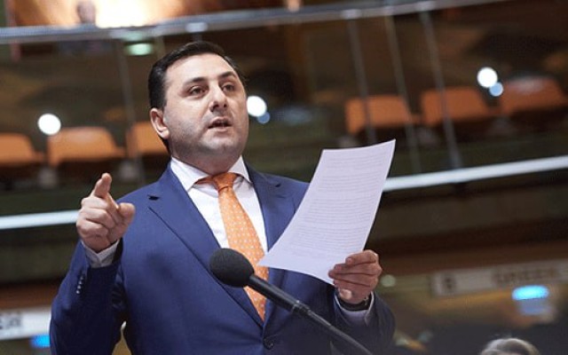 44-օրյա պատերազմը ուղիղ եթերում կեղծած ֆոկուսնիկի համար ի՞նչ մի բարդ բան է 1-1.5 մլն. դոլարը «հերոս հարկատուների» վրա 6 մլն դոլարով նաղդելը