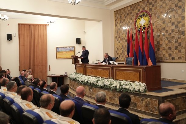 Քննիչները ազատման դիմումներ են գրում. ինչ է կատարվում համակարգում. Ժողովուրդ